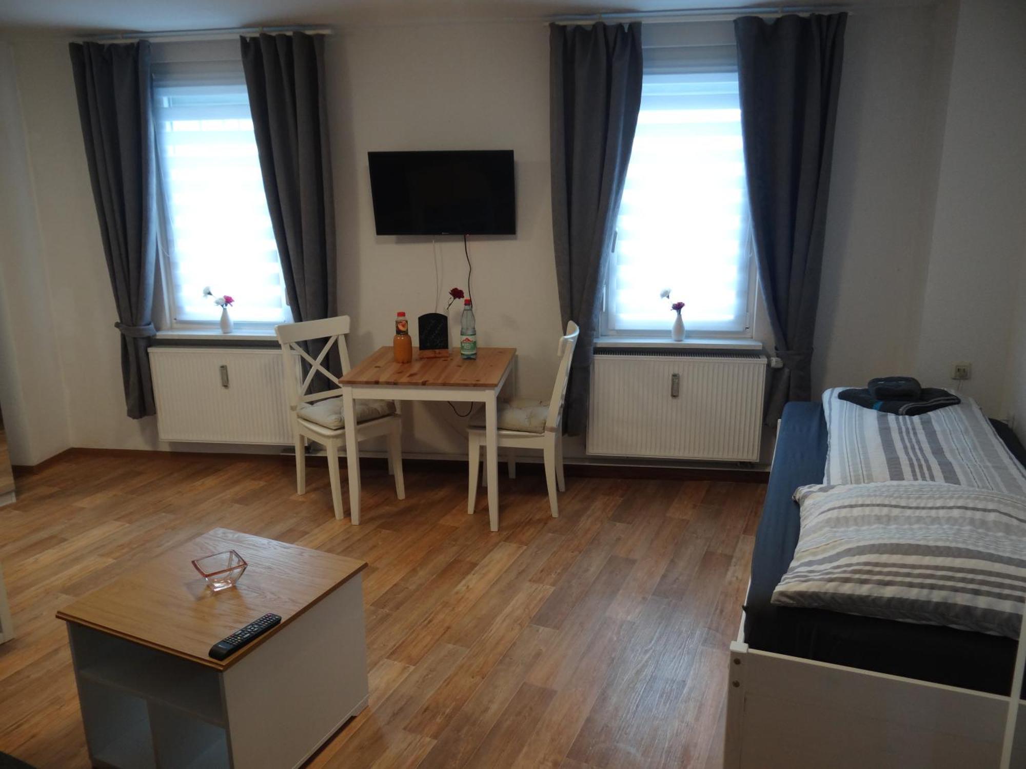 Ferienwohnung Unter Den Schloessern Bei Jena Dorndorf Extérieur photo